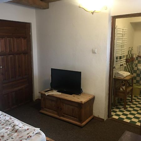 Pensjonat Stary Spichlerz Ełk Extérieur photo