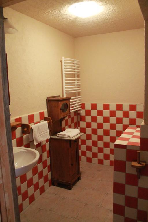 Pensjonat Stary Spichlerz Ełk Extérieur photo